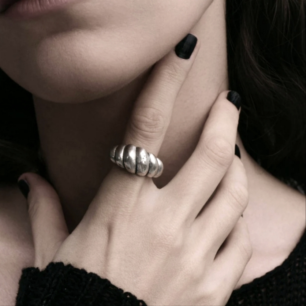 Ask & embla 100% sterling ring size 7